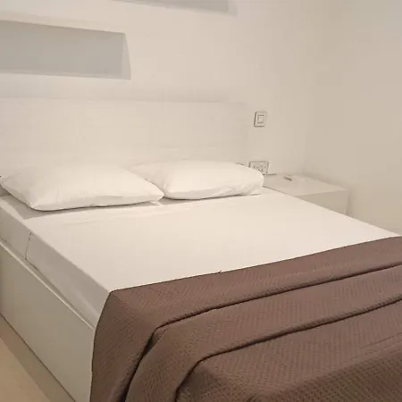 Interlace Penthouse With Swimming Pool * Марсаскала