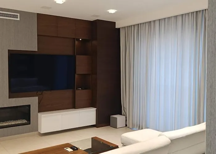 Διαμέρισμα Interlace Penthouse With Swimming Pool