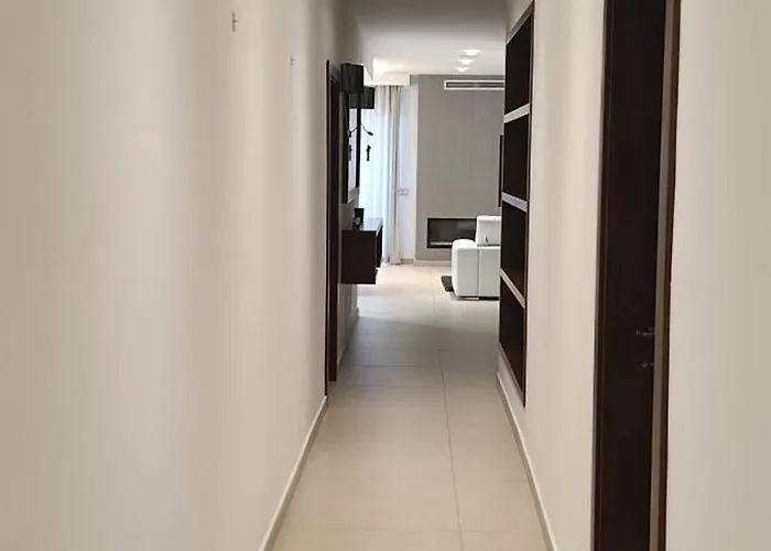 Interlace Penthouse With Swimming Pool * Marsaskala