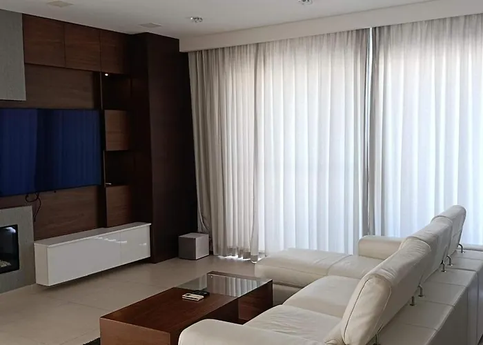 Interlace Penthouse With Swimming Pool